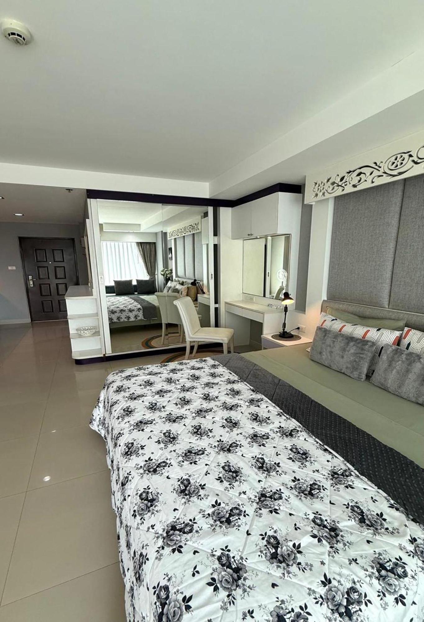 View Talay Condominium By Vlad Property Pattaya Habitación foto